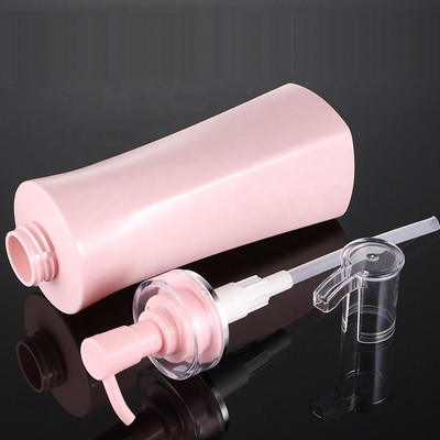 卸し売り350ml 500mlの贅沢なピンクの正方形の空気のない詰め替え式のシャワーのゲルの空ポンプはボディ ローションの容器をびん詰めにする