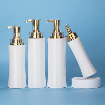 350ml 400ml 500ml OEMの丸型のプラスチック大広間のシャンプー プラスチックびんを包む空気のないボディ ポンプ